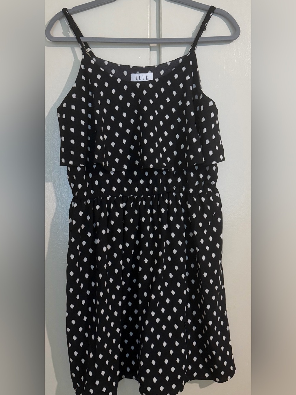 NEW L black and white tribal dot slight elastic waist ruffled top dress.